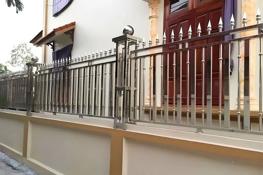 Mẫu hàng rào inox