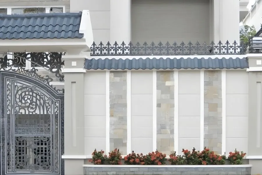 Mẫu hàng rào nhà mái Thái