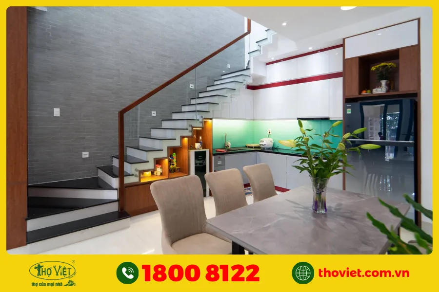 Mẫu cầu thang nhà ống 4m số 15