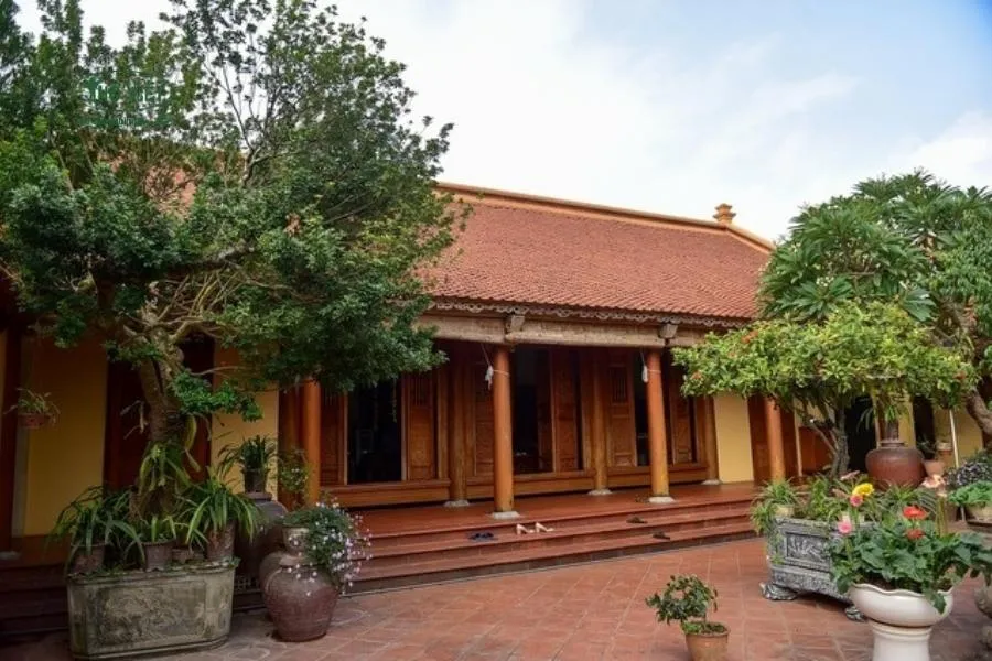 Mẫu nhà 3 gian 2 chái mái ngói đỏ