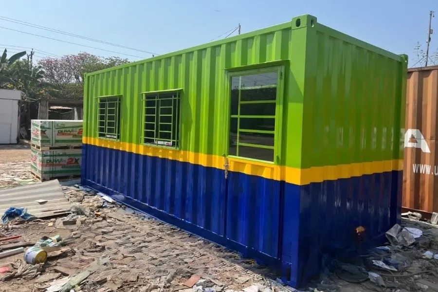 Mẫu nhà container 1 tầng thiết kế đơn giản, đáp ứng đầy đủ nhu cầu sử dụng cơ bản.