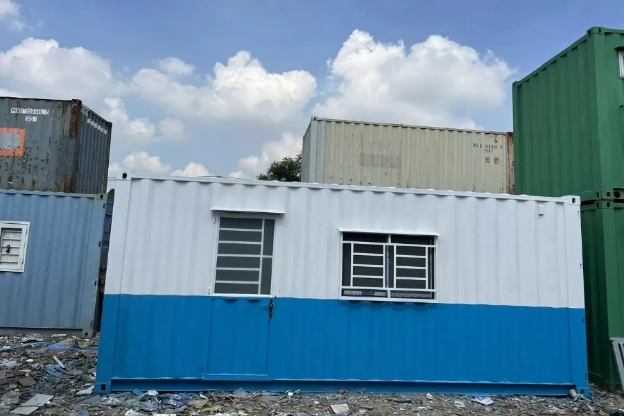 Mẫu nhà container ven sông phù hợp làm nhà nghỉ.