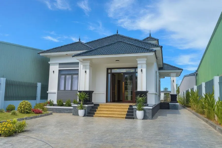 Mẫu nhà mái Thái 2 phòng ngủ