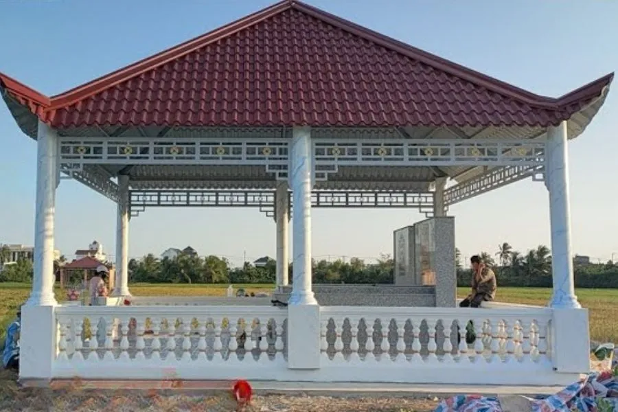 Mẫu nhà mồ truyền thống