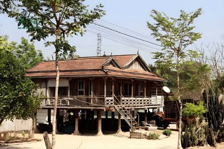 Kiểu nhà sàn của người Khơ-me