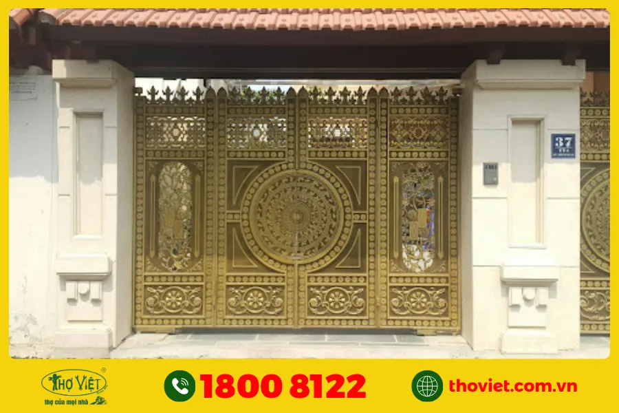 Mẫu cổng nhà thờ họ đẹp phong cách tân cổ điển