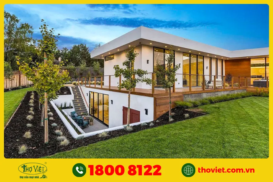 Nhà cấp 4 có tầng hầm làm phòng giải trí và rạp chiếu phim gia đình