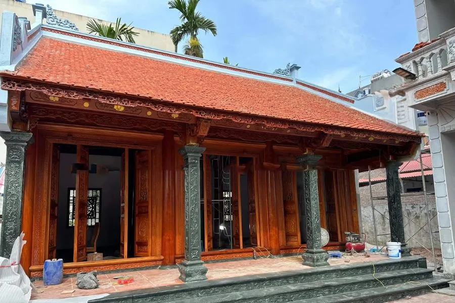 Mẫu nhà thờ 3 gian Gỗ tự nhiên (Gỗ Lim/Gỗ Gõ)