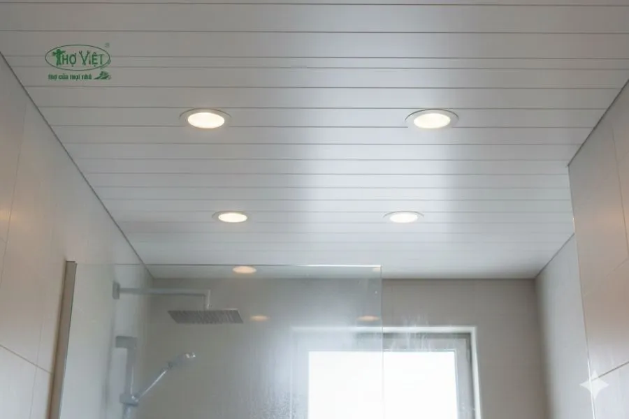 Mẫu trần nhựa đèn LED âm trần chống ẩm