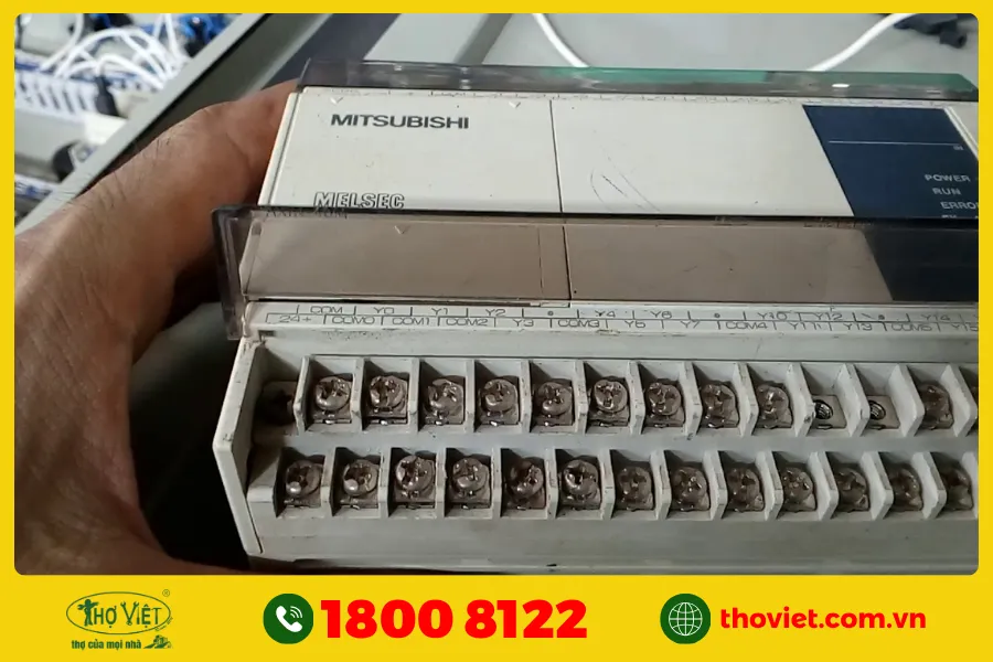 PLC Mitsubishi là gì?