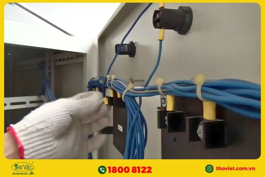 Lưu ý khi thực hiện đấu đèn báo 3 pha