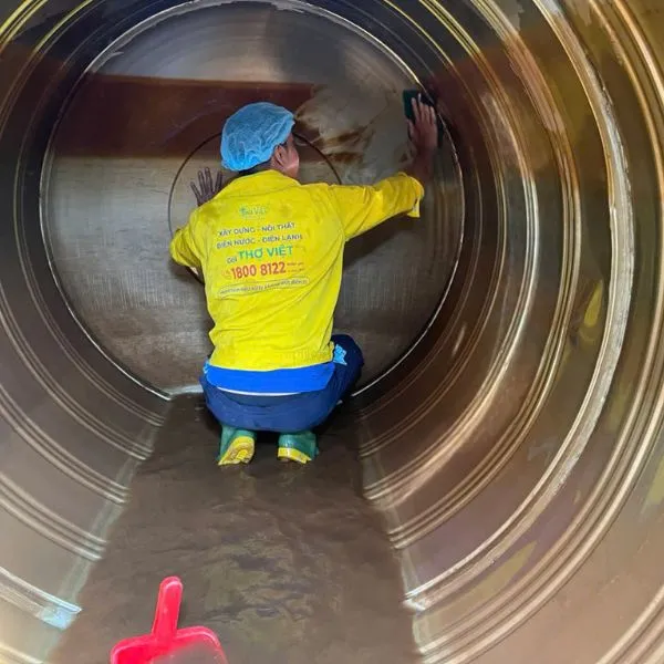 Vệ sinh bồn nước