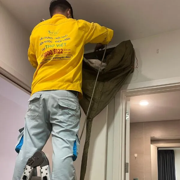 Vệ sinh máy lạnh