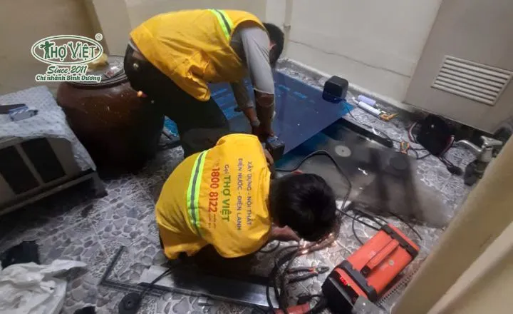 Thi công giếng trời