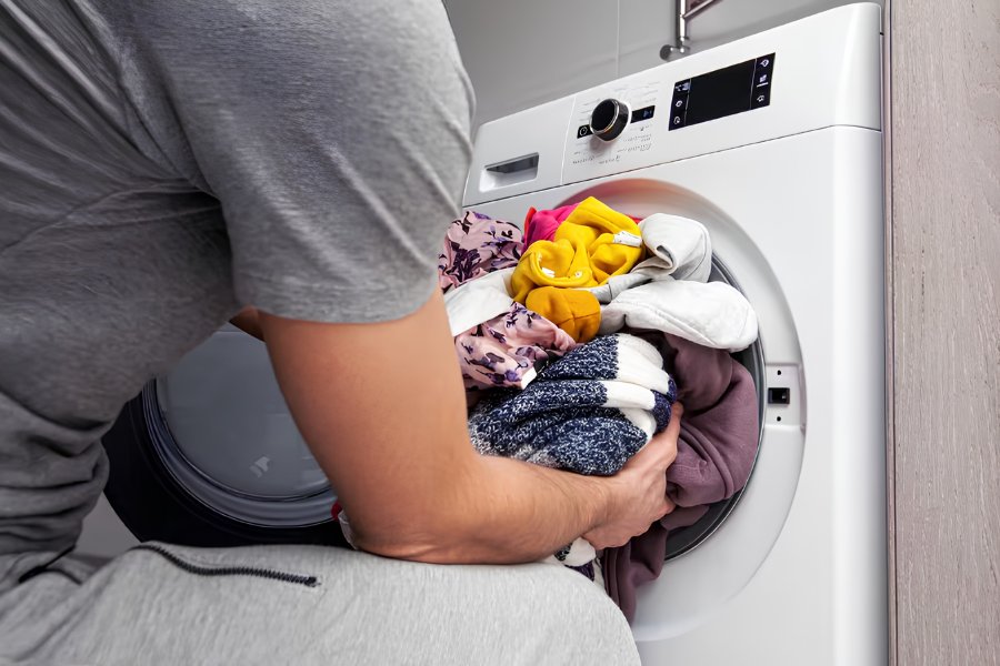 Quá tải, phân bố không đều khiến máy giặt không vắt được