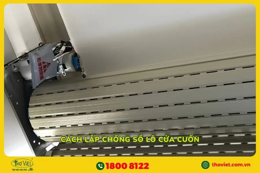 Cách lắp chống sổ lô cửa cuốn 